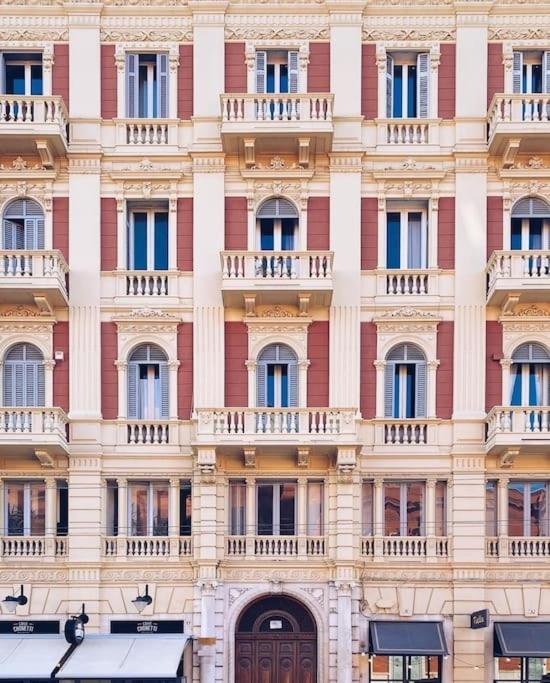 Rossopetruzzelli Apartment Бари Екстериор снимка