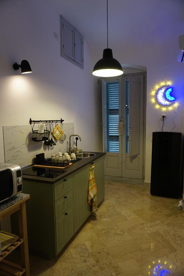 Rossopetruzzelli Apartment Бари Екстериор снимка