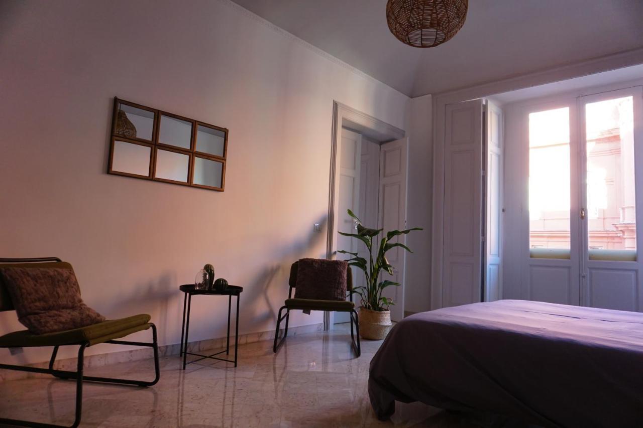 Rossopetruzzelli Apartment Бари Екстериор снимка