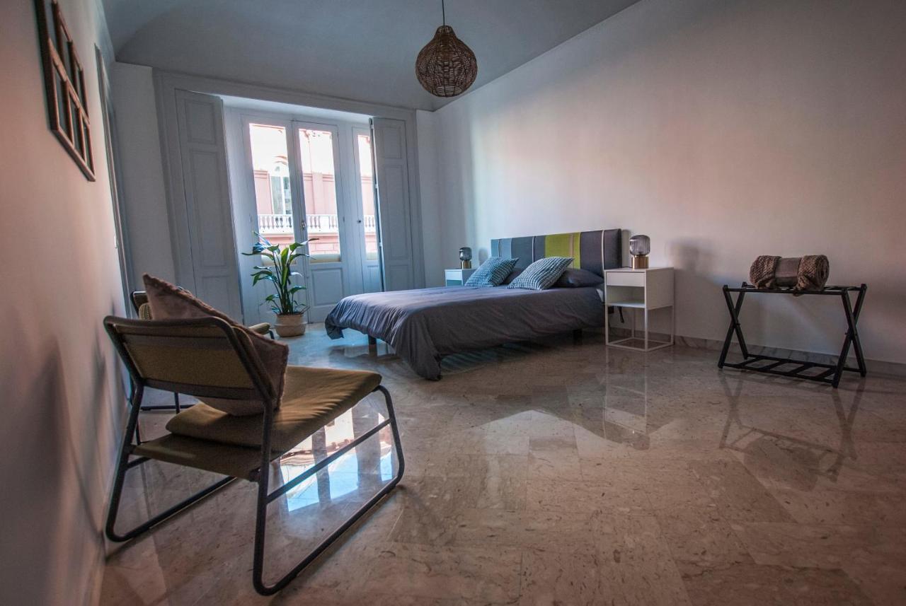 Rossopetruzzelli Apartment Бари Екстериор снимка