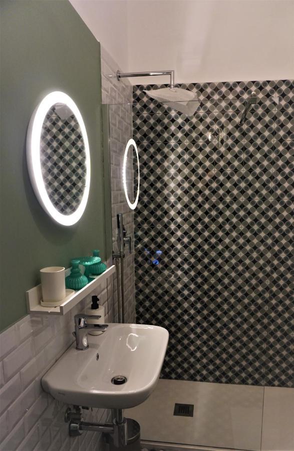 Rossopetruzzelli Apartment Бари Екстериор снимка