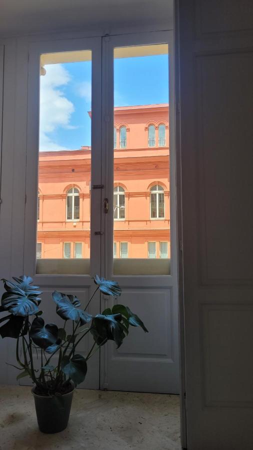 Rossopetruzzelli Apartment Бари Екстериор снимка