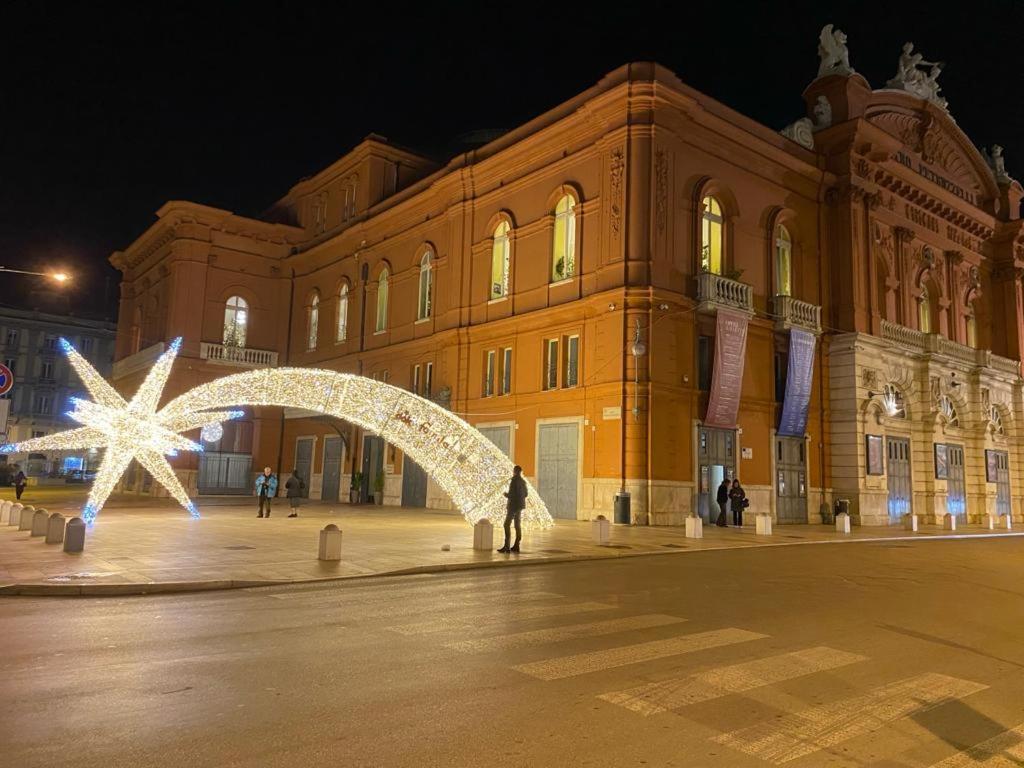 Rossopetruzzelli Apartment Бари Екстериор снимка